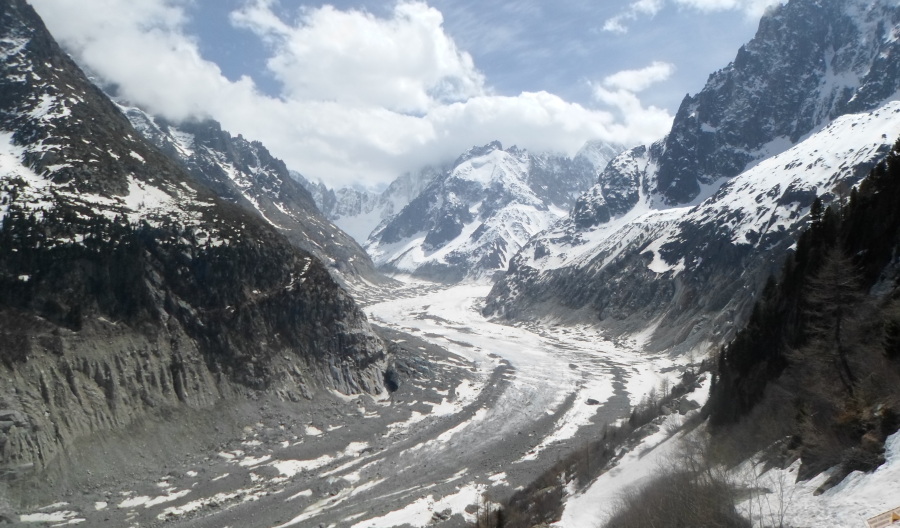 Carte Postale Ancienne CPA 74 Chamonix – Traversée De La Mer De Glace, Noir Et Blanc