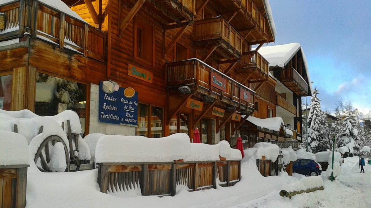 Doume's Lodge Bar and Restaurant, Les Deux Alpes