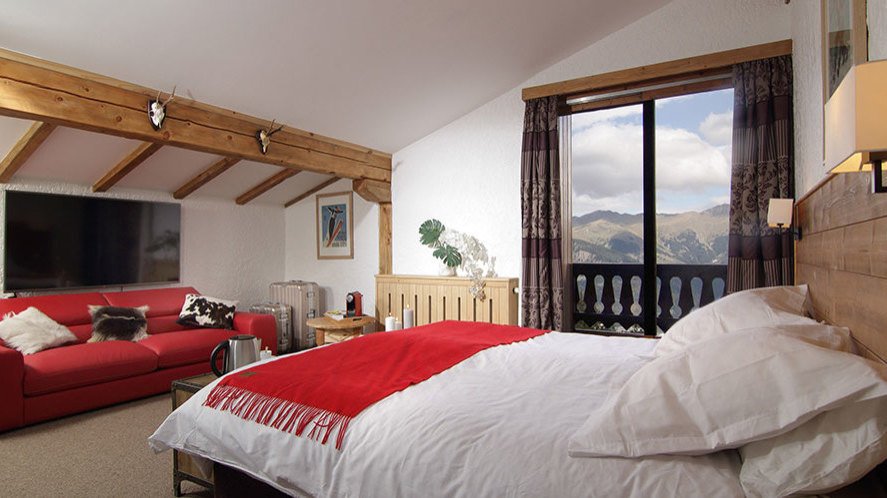 Snow lodge boutique hotel