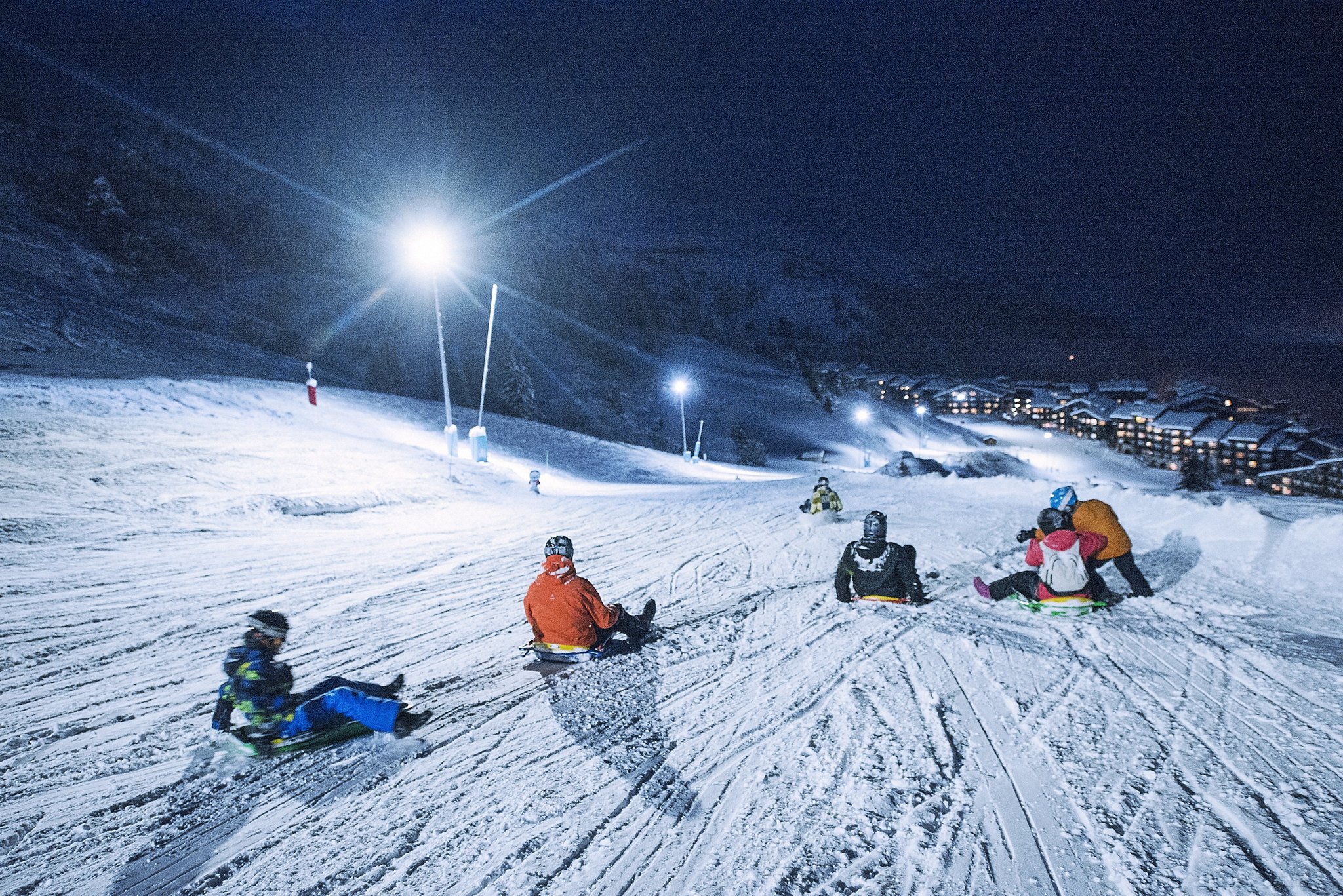 Piste De L Himalaya By Night Mottaret Seemeribel Com