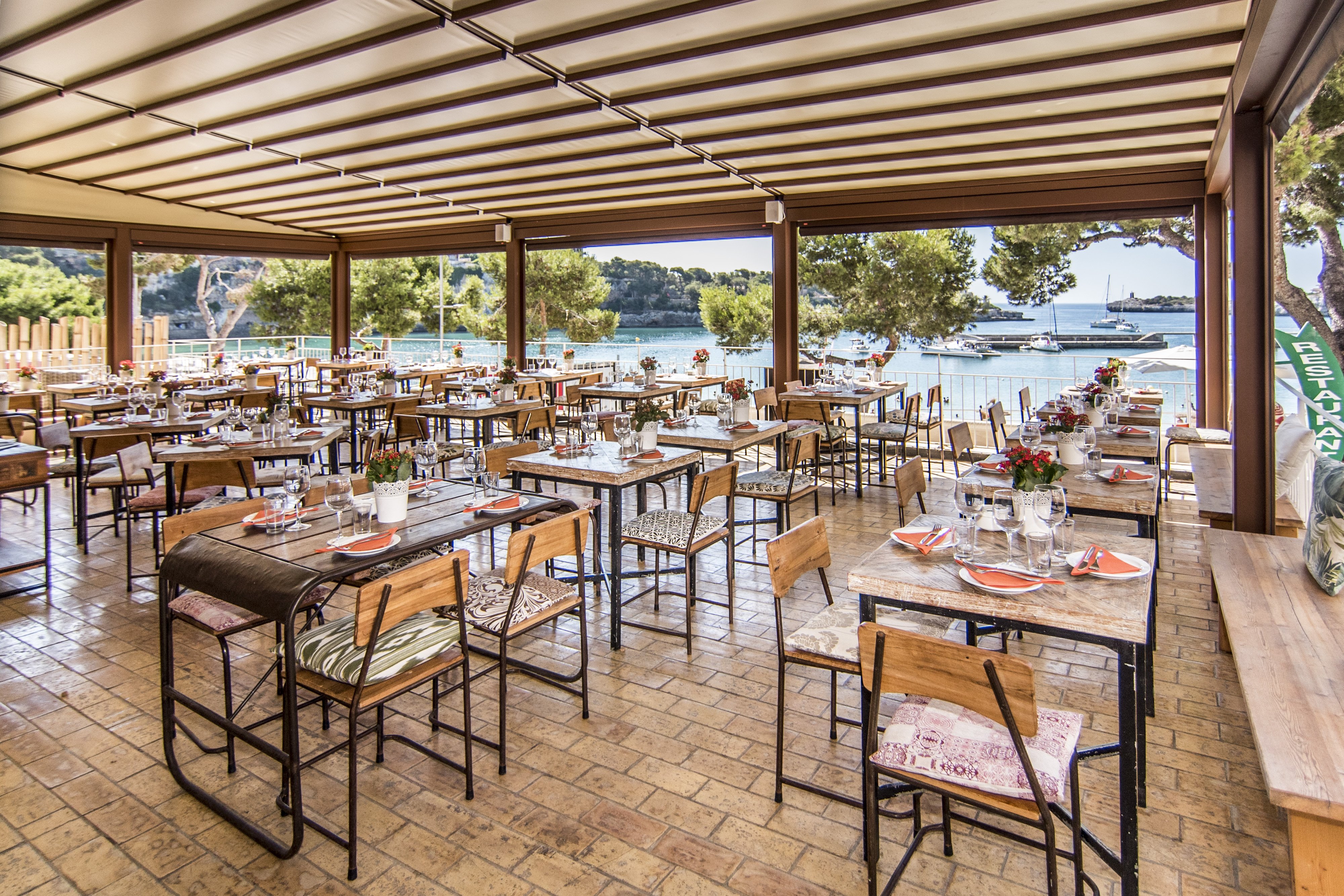 Vibes by Quince Restaurant, Porto Cristo