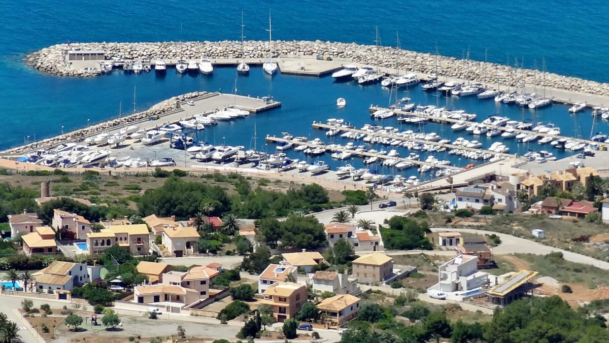 Aerial Webcam Colonia De Sant Pere Webcam Sant Pere Pescador: Camping  Aquarius Webcam Galore