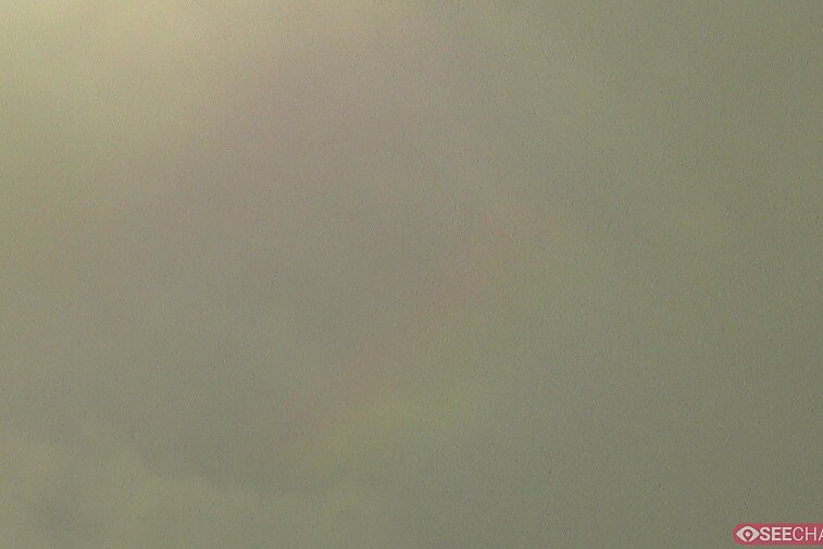 a webcam image of Aiguille du Midi