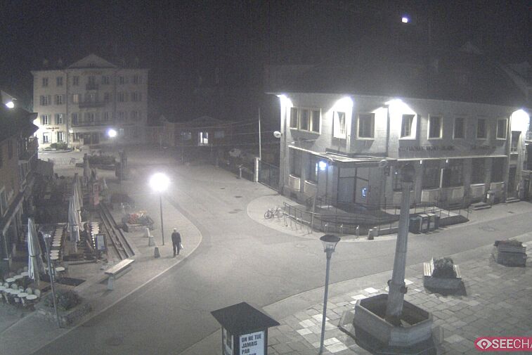 Webcam view of the Place Balmat, in the centre of Chamonix town
