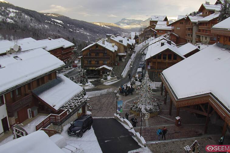 an image of a town square surrounded by buildings
