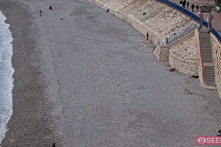 Webcam view of the Castel beach and club on the eastern-most side of the Promenade des Anglais and nestled under the Parc du Chateau, in Nice, France