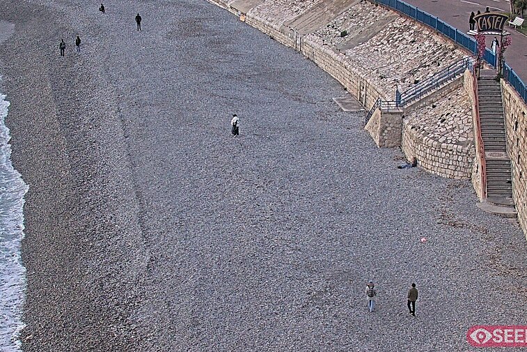 Webcam view of the Castel beach and club on the eastern-most side of the Promenade des Anglais and nestled under the Parc du Chateau, in Nice, France