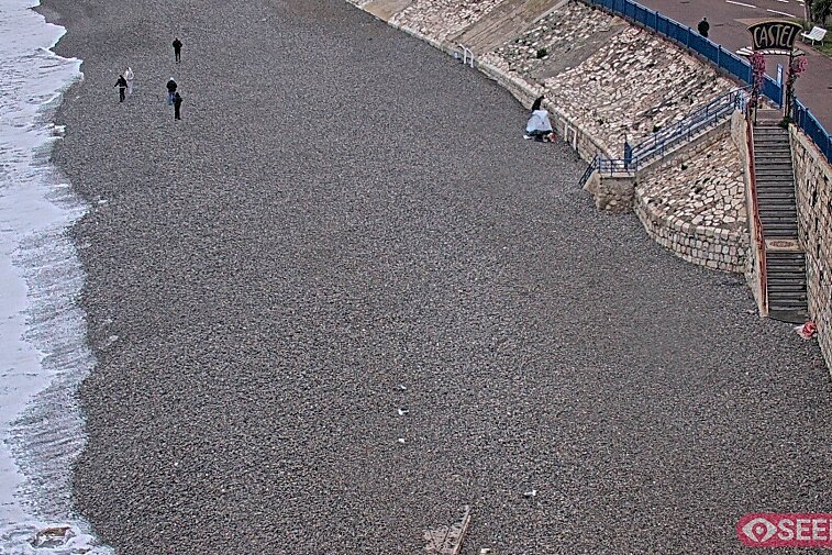 Webcam view of the Castel beach and club on the eastern-most side of the Promenade des Anglais and nestled under the Parc du Chateau, in Nice, France