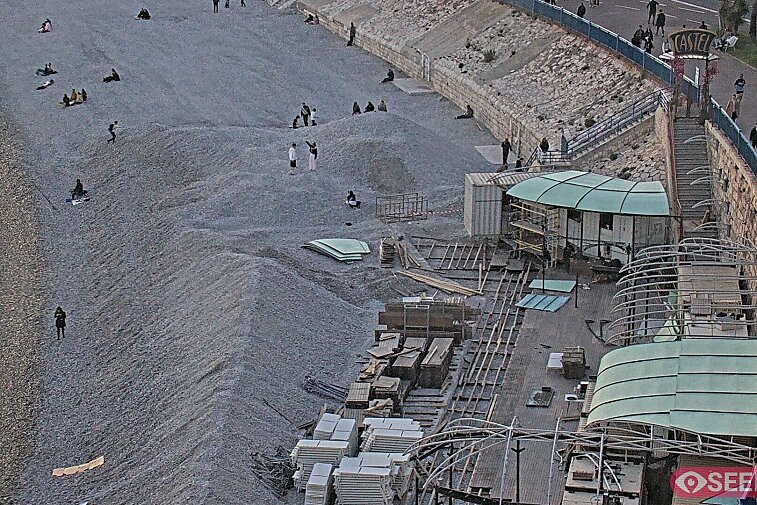 Webcam view of the Castel beach and club on the eastern-most side of the Promenade des Anglais and nestled under the Parc du Chateau, in Nice, France
