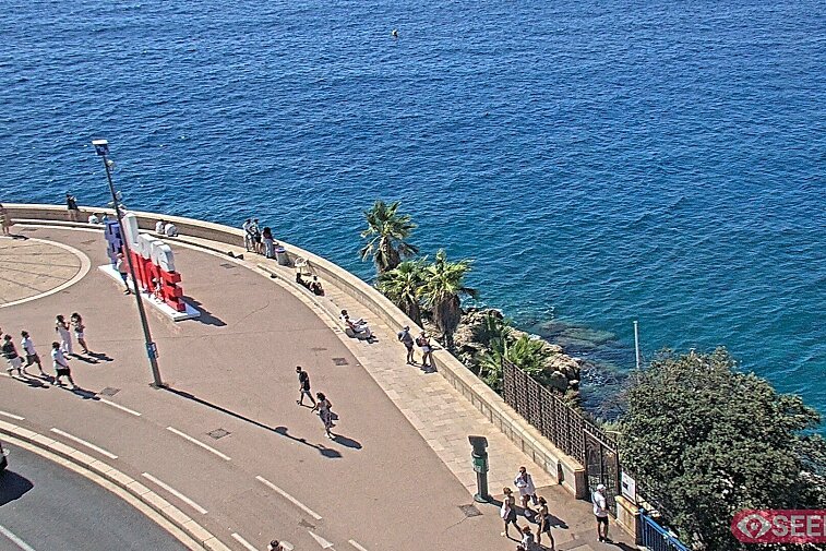 Webcam view of the Castel beach and club on the eastern-most side of the Promenade des Anglais and nestled under the Parc du Chateau, in Nice, France