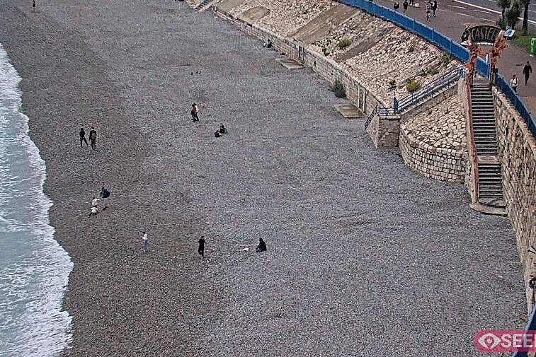 Webcam view of the Castel beach and club on the eastern-most side of the Promenade des Anglais and nestled under the Parc du Chateau, in Nice, France