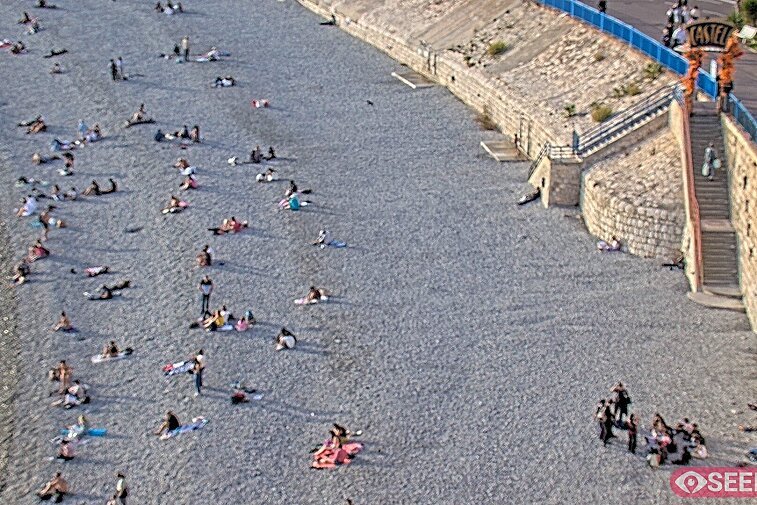 Webcam view of the Castel beach and club on the eastern-most side of the Promenade des Anglais and nestled under the Parc du Chateau, in Nice, France