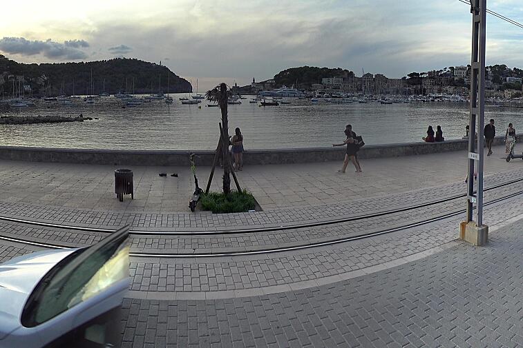 Webcam view of Port de Soller, on the west coast of Mallorca.  In the foreground you can see the tracks of the old tram route from Soller.  In the middle ground you can see yachts in the harbour.