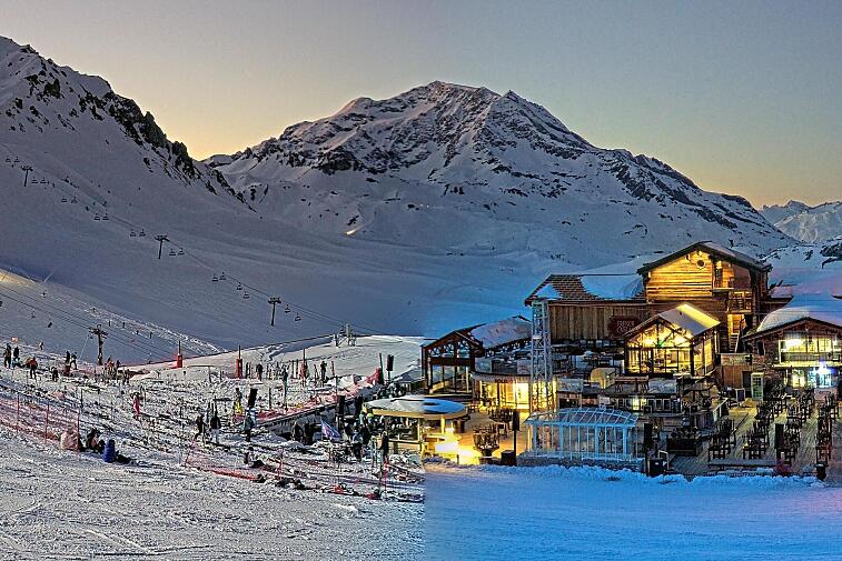 a panoramic view of Val d'Isere