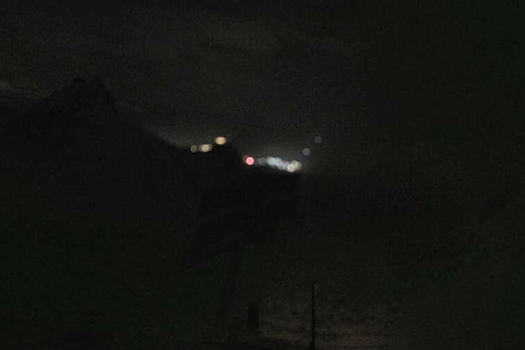 Webcam view of La Bee Zipline in the Val Thorens ski resort.  The ride is accessible via the 2 Lacs gondola or the Moutière chairlift.