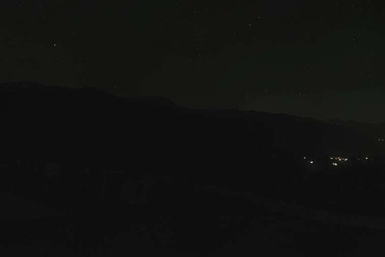 This panoramic 360&deg; webcam view from the top of Bettex/Mont d'Arbois gondolas gives a great view of the Evasion Mont-Blanc ski area