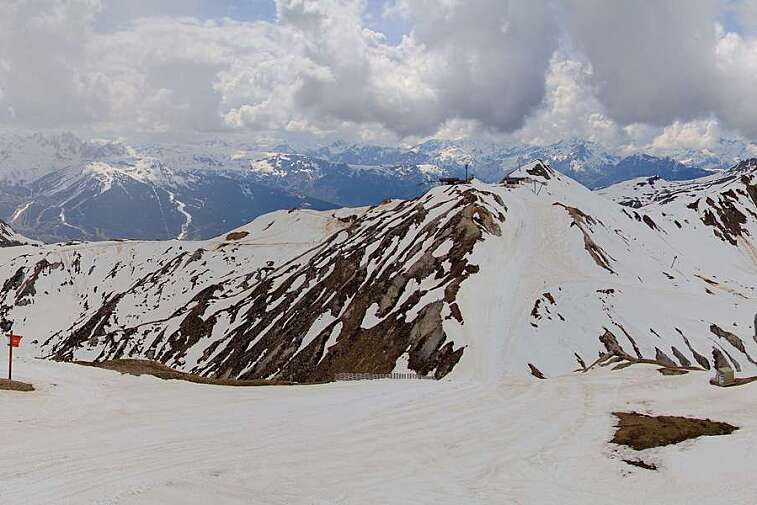 Webcam view from La Grande Rochette, the top of the main bowl in the La Plagne ski area, at 2505 metres