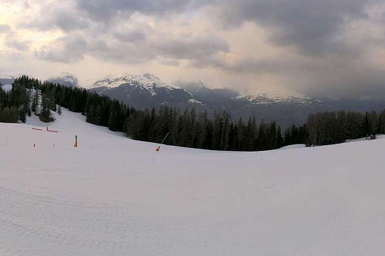 Panoramic webcam view from the Fornelet at 2000m in Montalbert, La Plagne