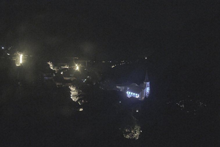 This webcam overlooks the village of Châtel, situated at 1200 metres, and gives you a glimpse of the conditions at the bottom of the Portes Du Soleil ski slopes